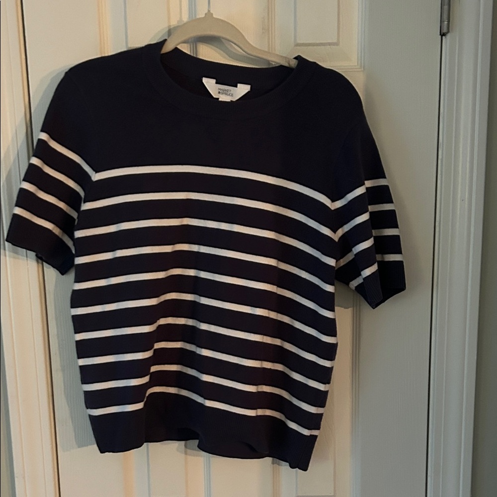 Market & Spruce Navy and White Striped Short Sleeve Sweater